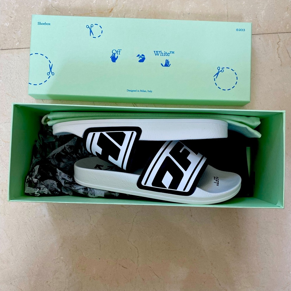 OFF - WHITE slides. Brand new with the box